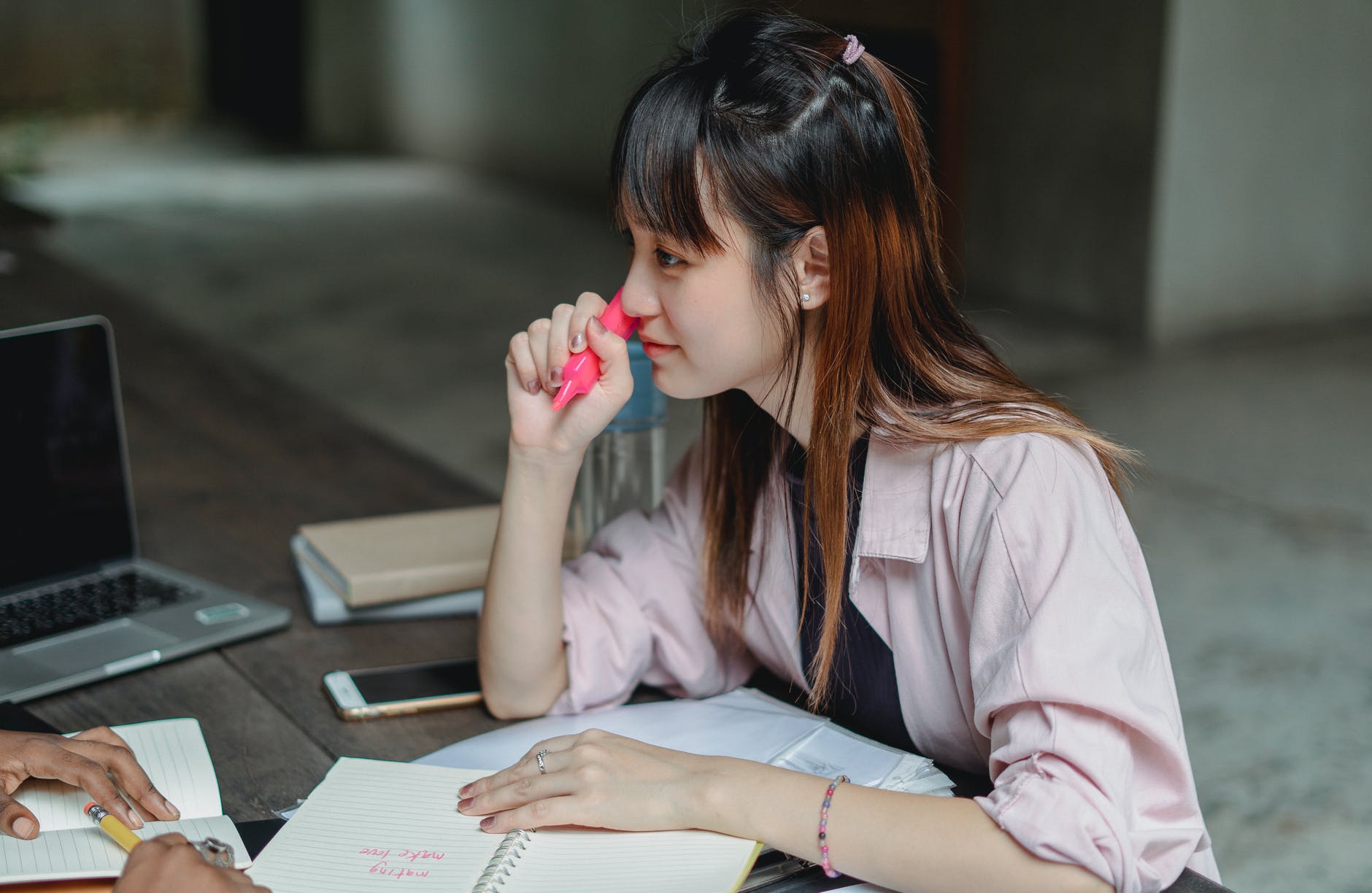 How Services, Servers Inter-connected in Cloud Infrastructure